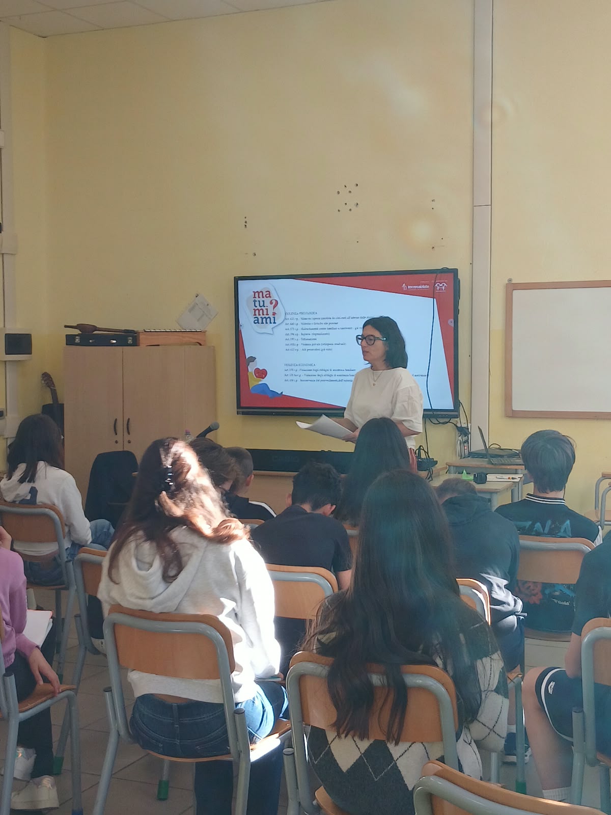 Imparare ad amare e a crescere consapevoli: riprendono i corsi “Ma tu mi ami” e “Ma tu ci credi” nelle scuole senesi grazie ai progetti benefit di Terrecablate